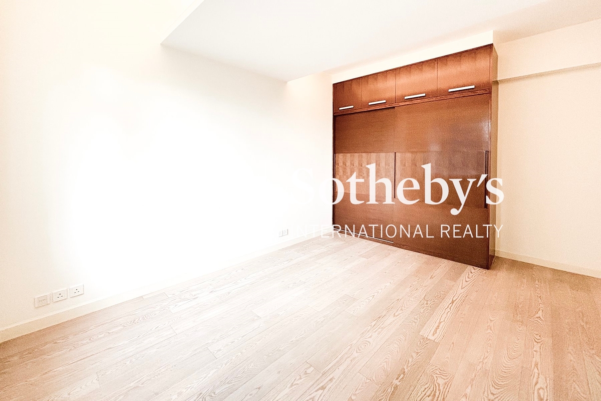 Best View Court 好景大廈 | Master Bedroom