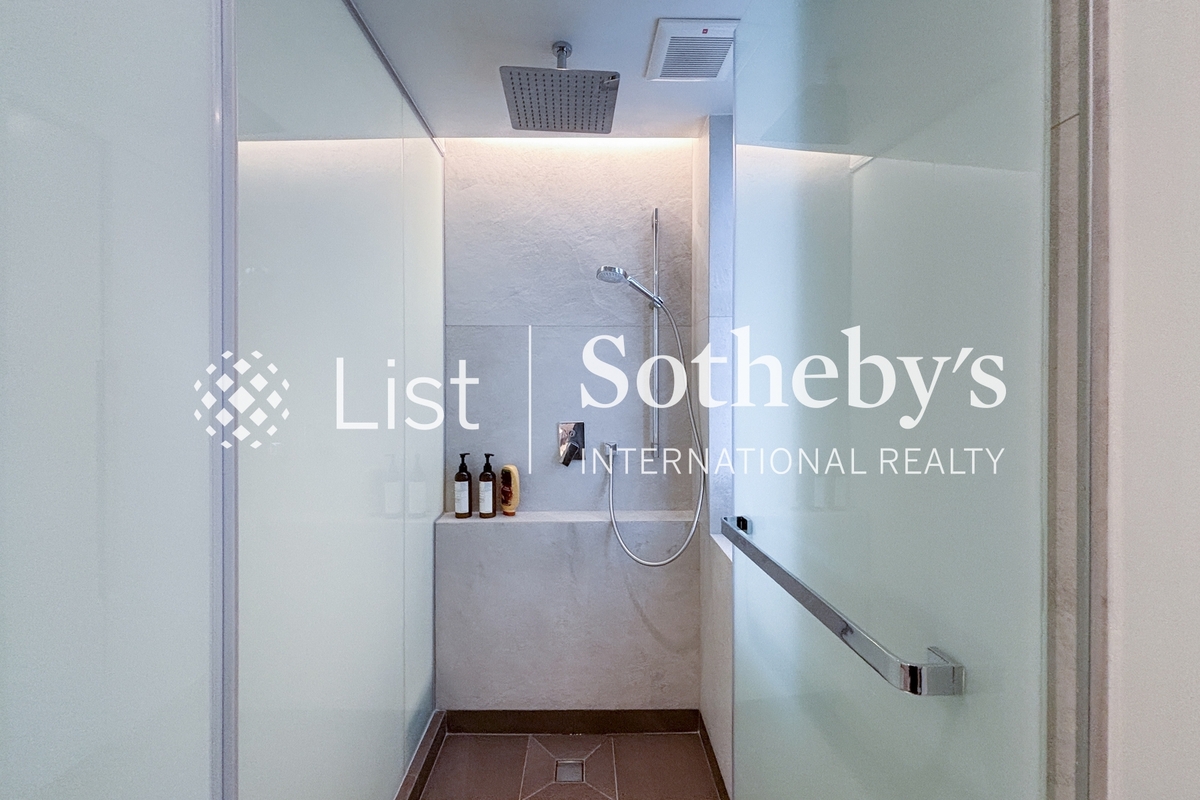 Pak Fai Mansion 百輝大廈 | Master Bathroom