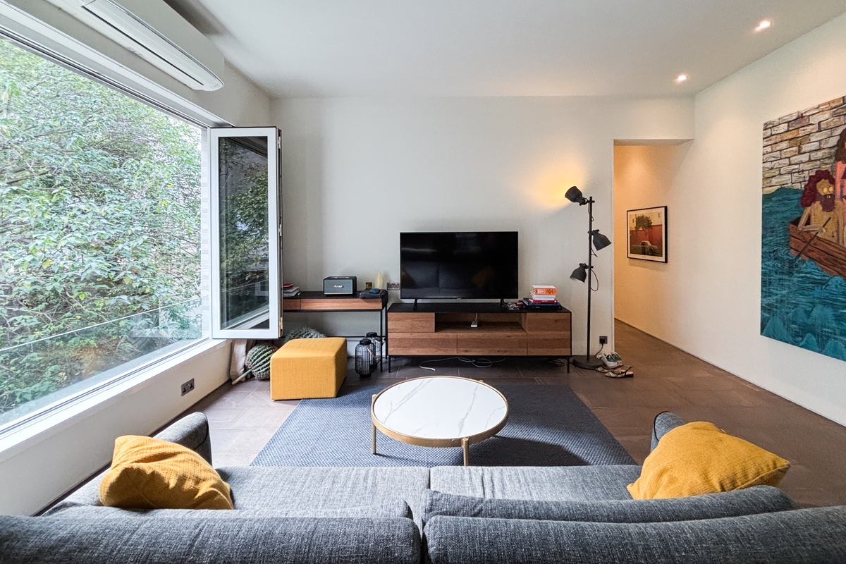 Pak Fai Mansion 百輝大廈 | Living Room