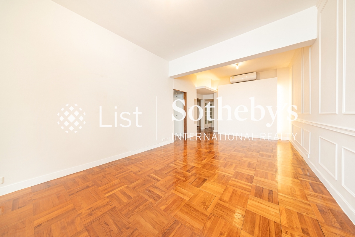 Pak Fai Mansion 百輝大廈 | Living and Dining Room