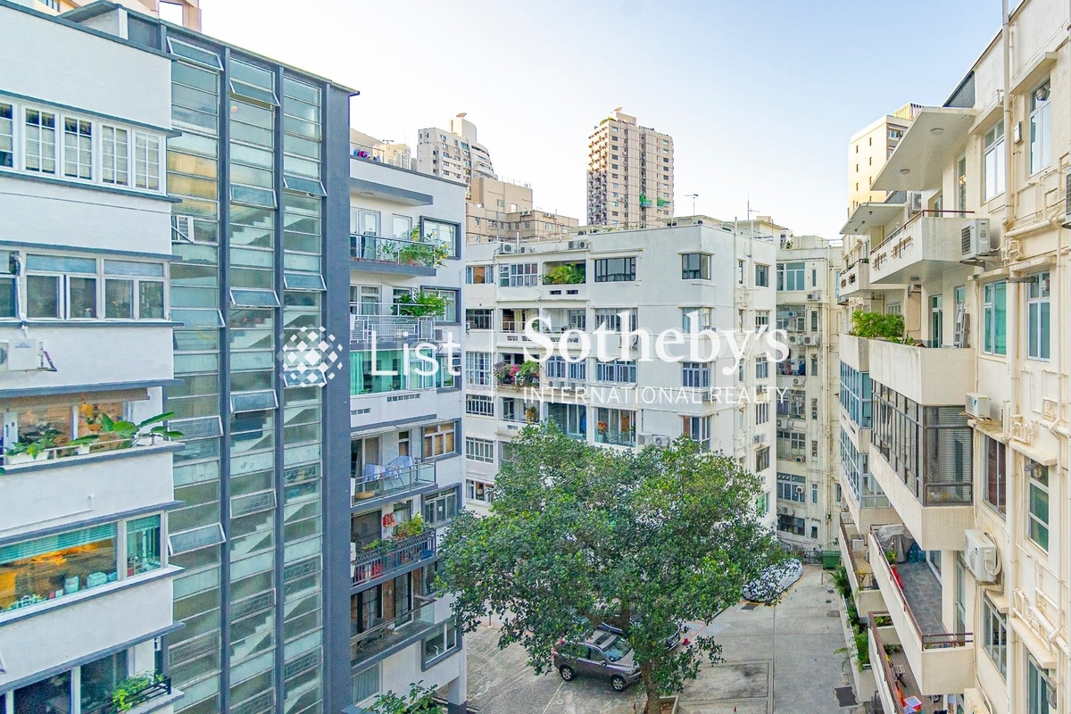 Pak Fai Mansion 百輝大廈 | View from Living and Dining Room