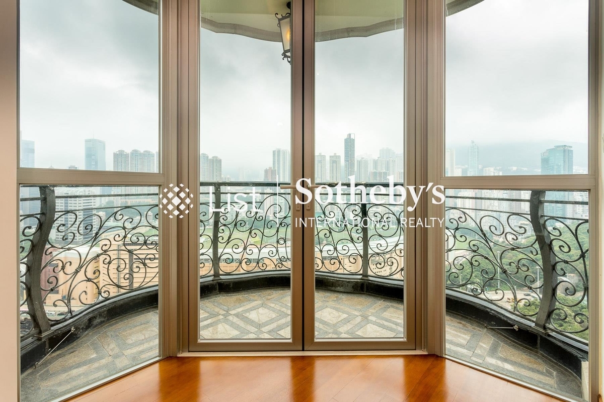 Chantilly 肇輝臺6號 | Balcony off Living and Dining Room