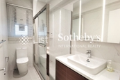 Glory Mansion 輝煌大廈 | Guest Bathroom