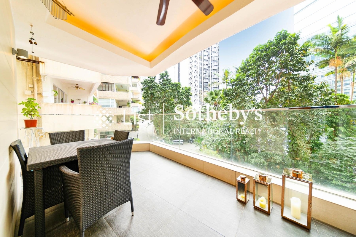 Grand House 柏齡大廈 | Balcony off Living and Dining Room