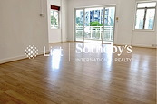 Grand House 柏齡大廈 | Living and Dining Room