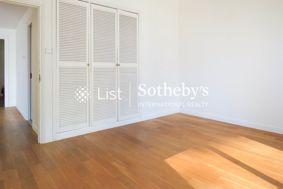 Grosvenor House 高雲大廈 | Second Bedroom