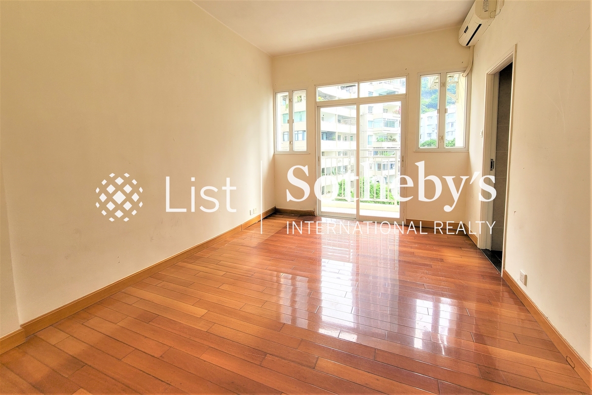 Grosvenor House 高雲大廈 | Second En-suite Bedroom