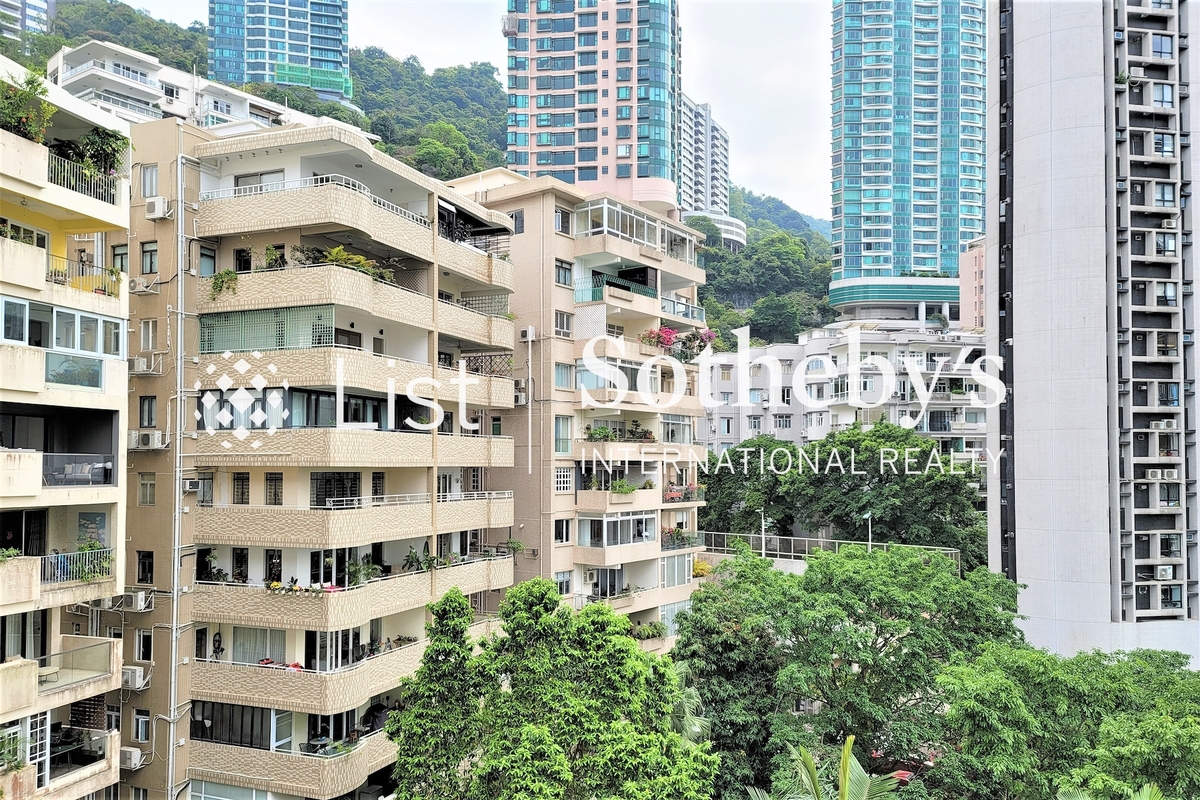 Grosvenor House 高雲大廈 | View from Second Ensuite Bedroom