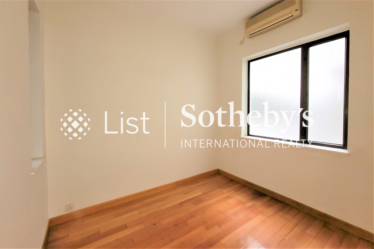 Grosvenor House 高雲大廈 | Fourth Bedroom