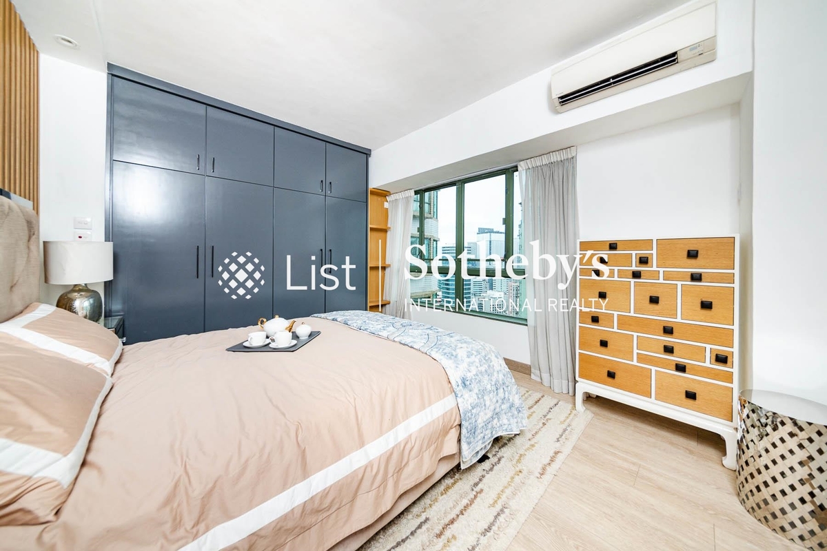 Monmouth Villa 萬茂苑 | Master Bedroom