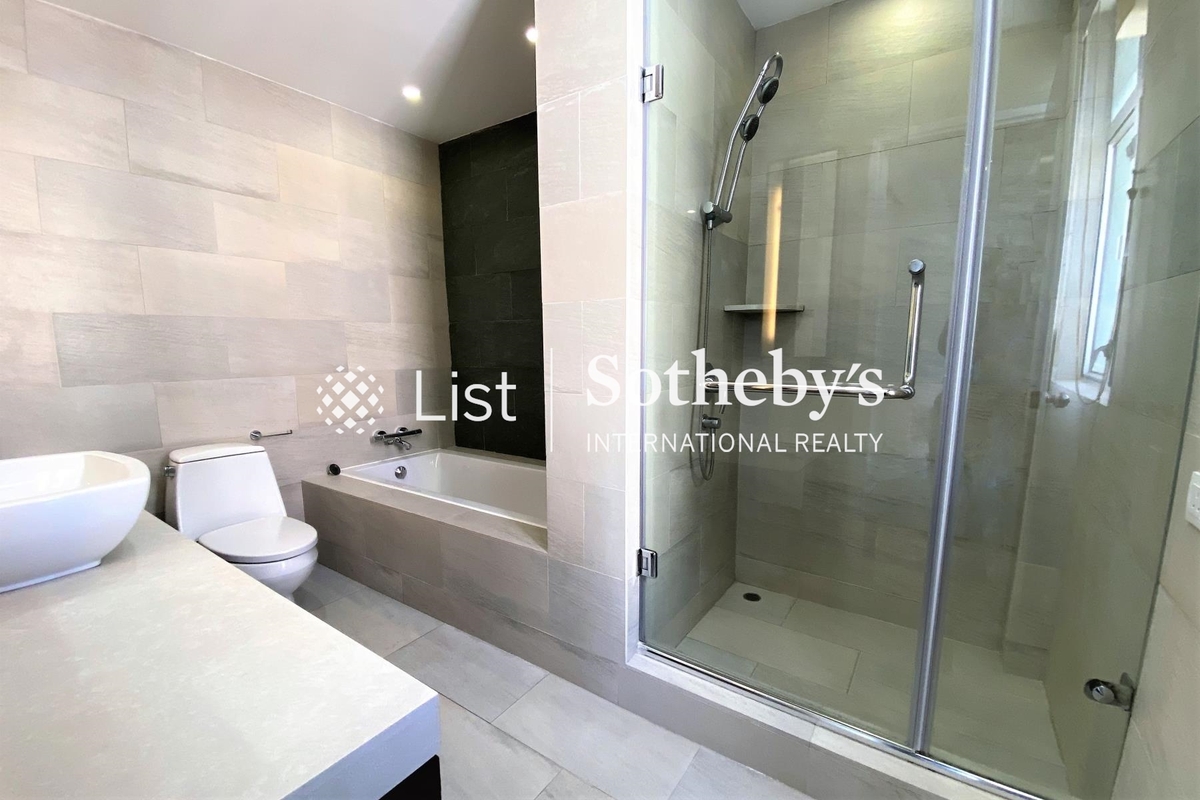 Redhill Peninsula 紅山半島 | Master Bathroom