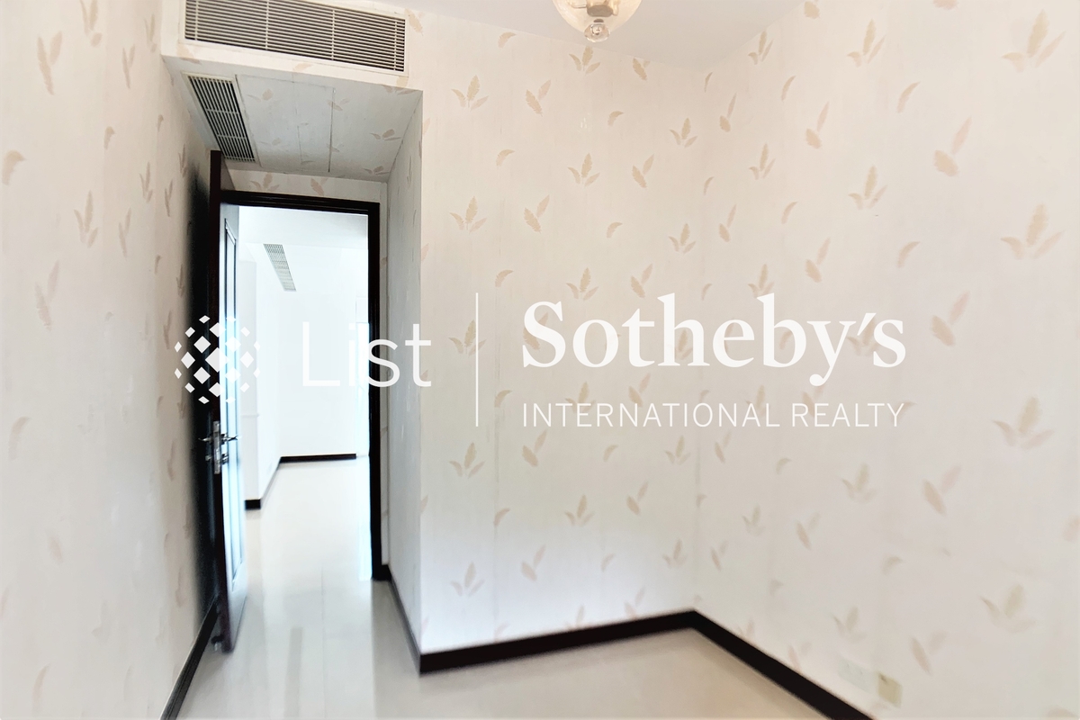 The Legend 名門 | Second Bedroom