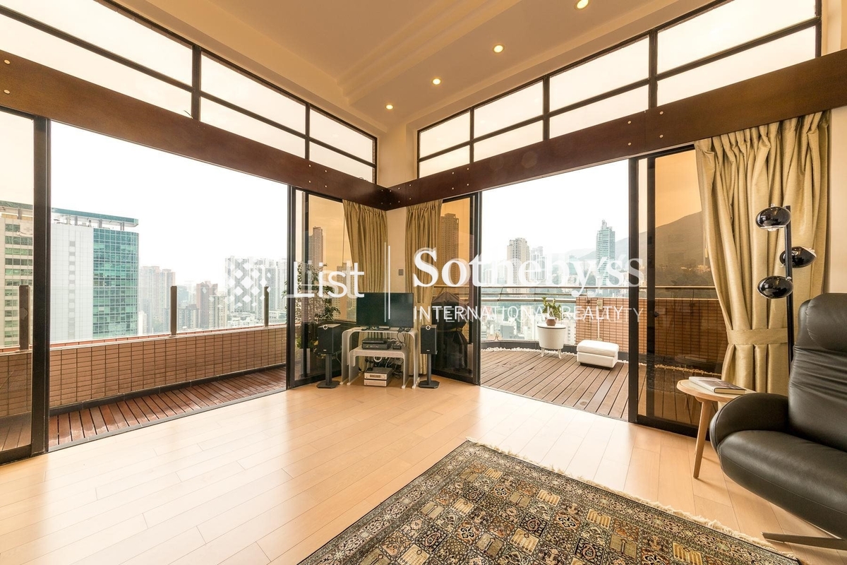 Celeste Court 蔚雲閣 | Living Room