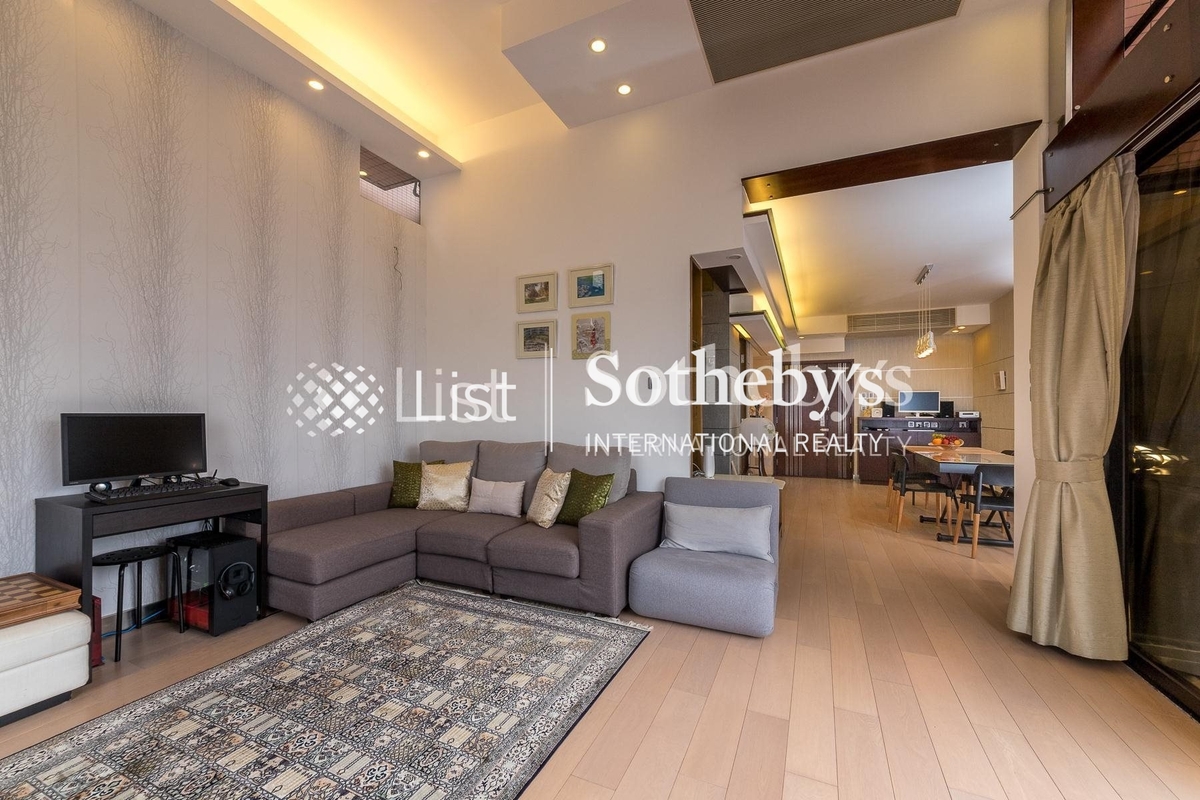 Celeste Court 蔚雲閣 | Living and Dining Room