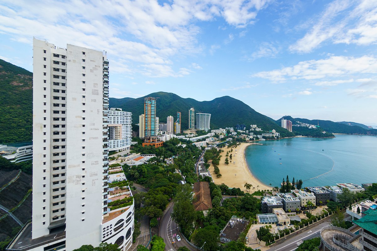 Repulse Bay Garden 麗景園 | View from Living and Dining Room