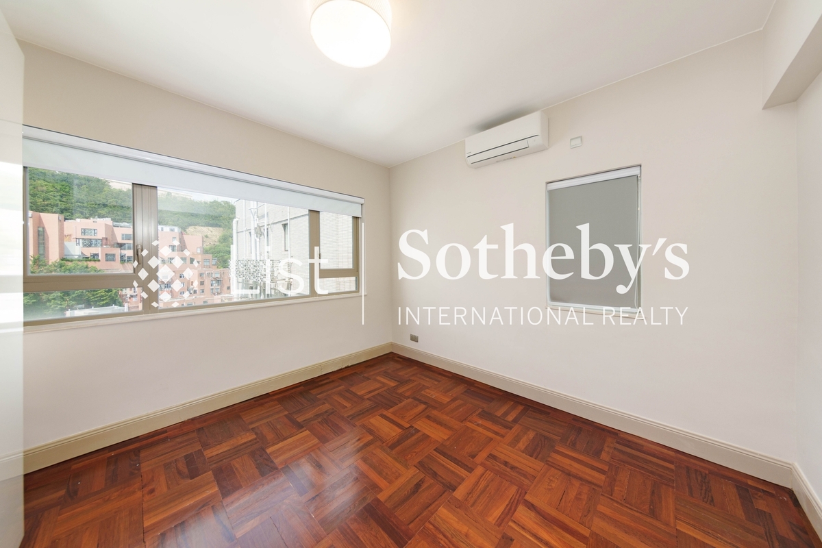 Repulse Bay Garden 麗景園 | Third Bedroom