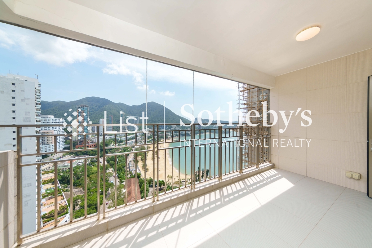 Repulse Bay Garden 麗景園 | Balcony off Living Room