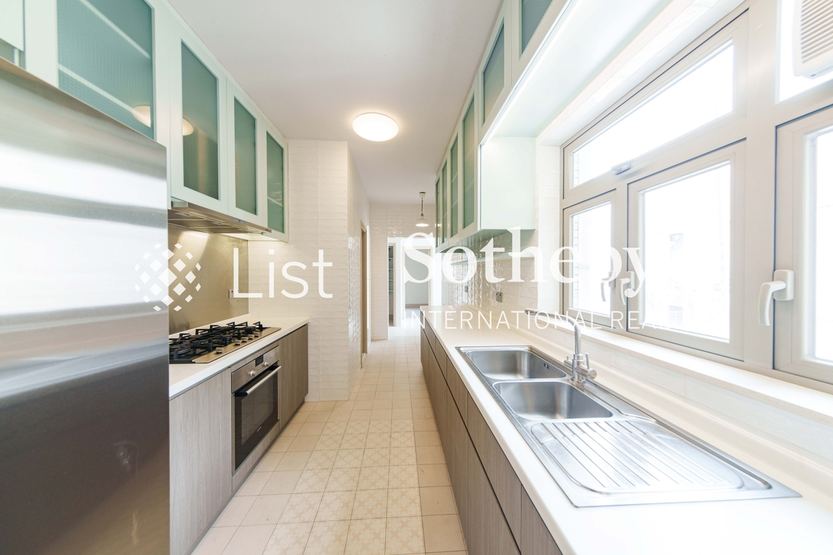 Repulse Bay Garden 麗景園 | Kitchen