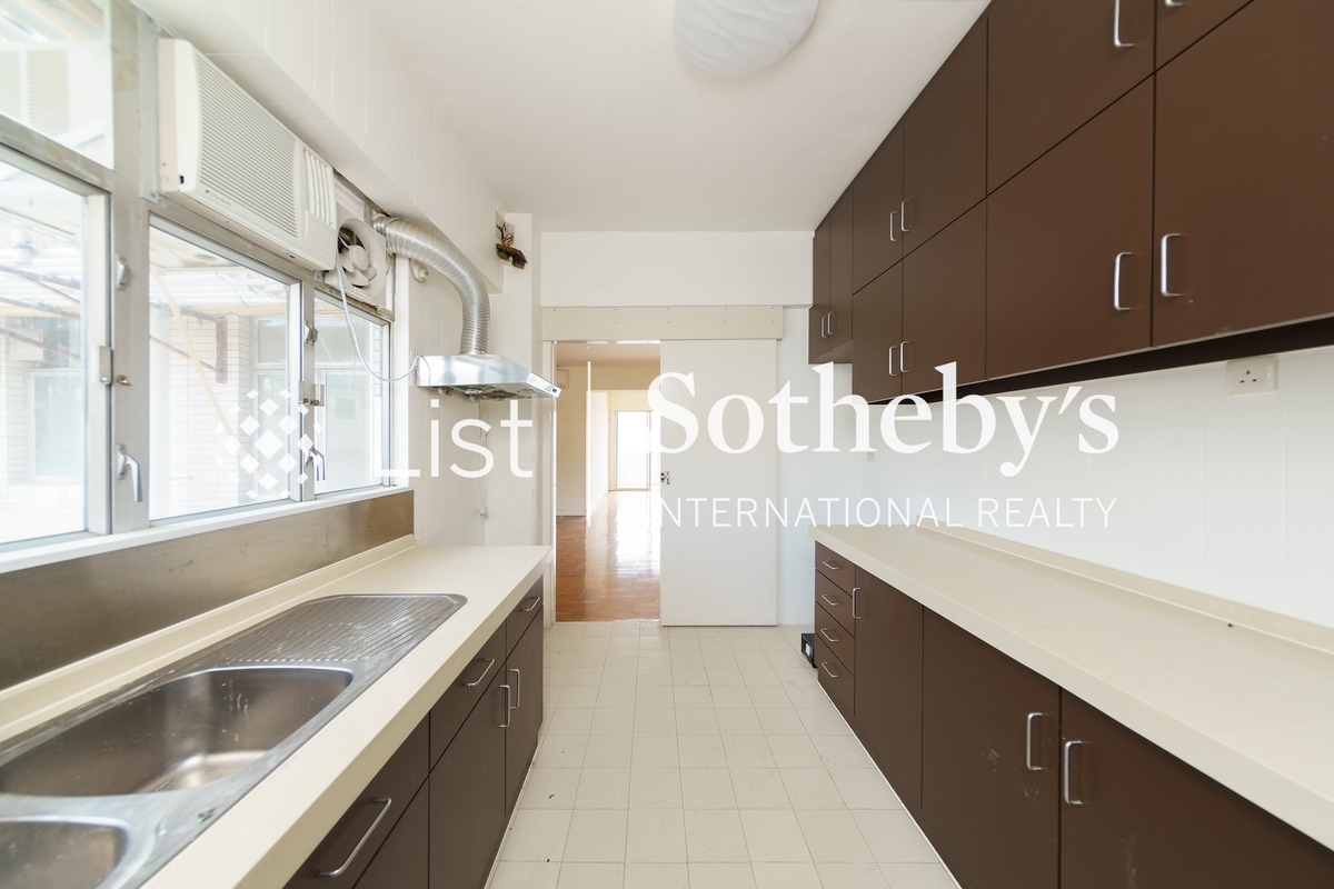 Repulse Bay Garden 麗景園 | Kitchen