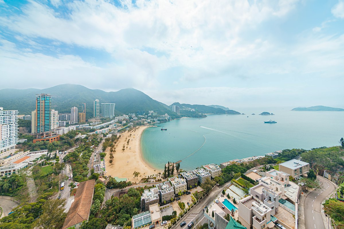 Repulse Bay Garden 麗景園 | View from Living and Dining Room