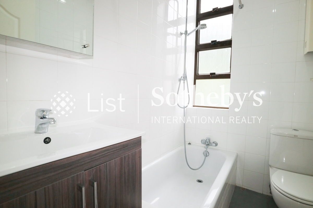 Gordon Terrace 歌敦臺 | Guest Bathroom