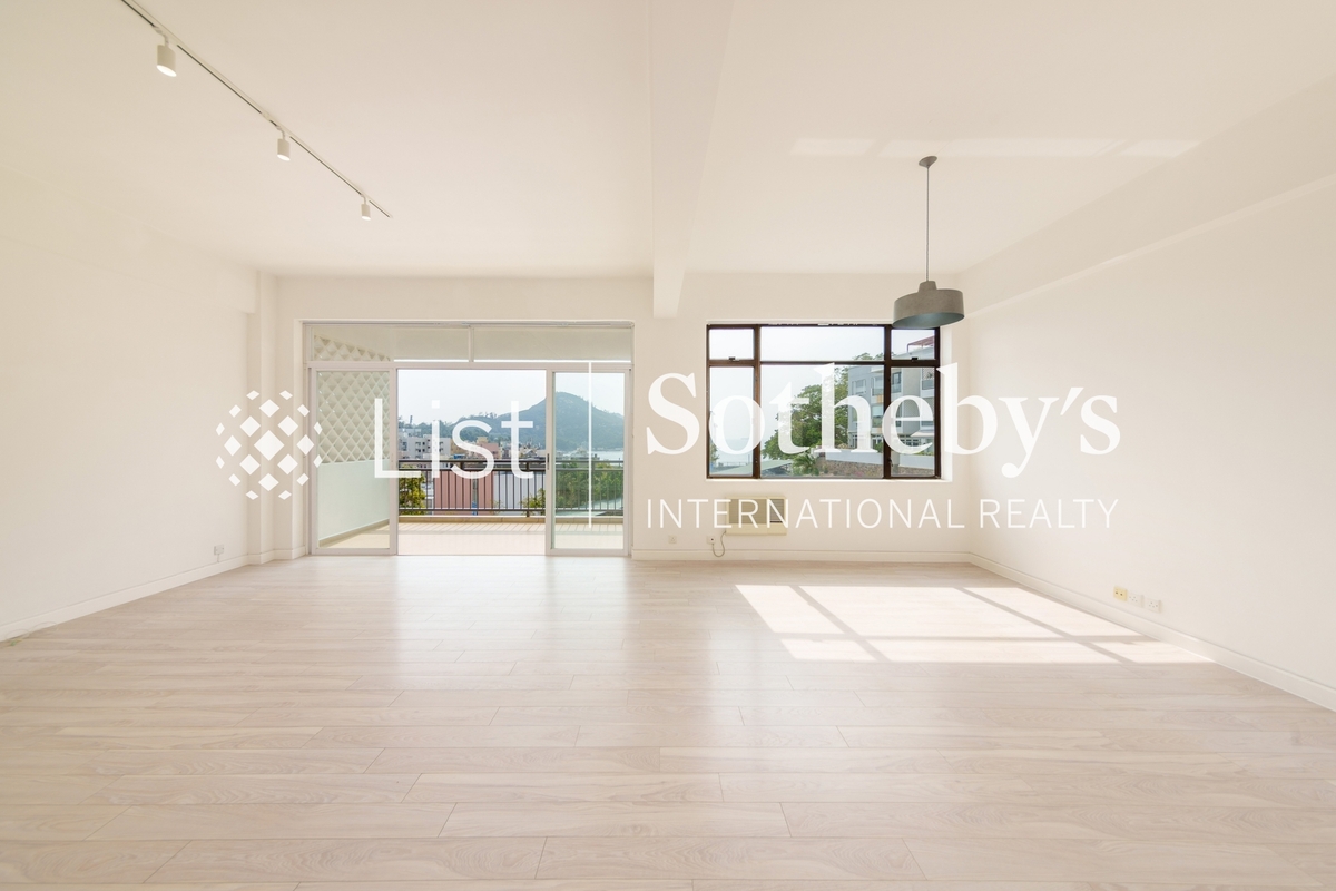 Gordon Terrace 歌敦台 | Living and Dining Room