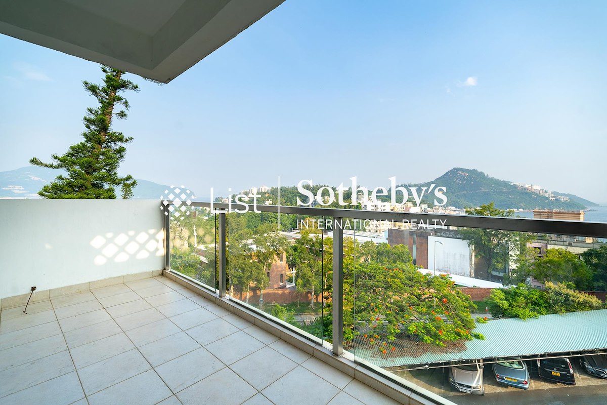 Gordon Terrace 歌敦台 | Balcony off Living and Dining Room