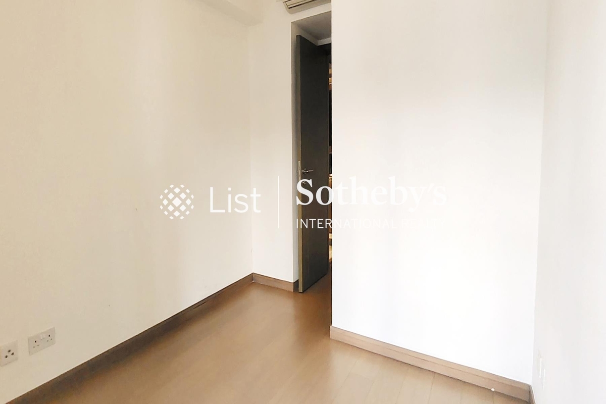 Centre Point 尚賢居 | Master Bedroom