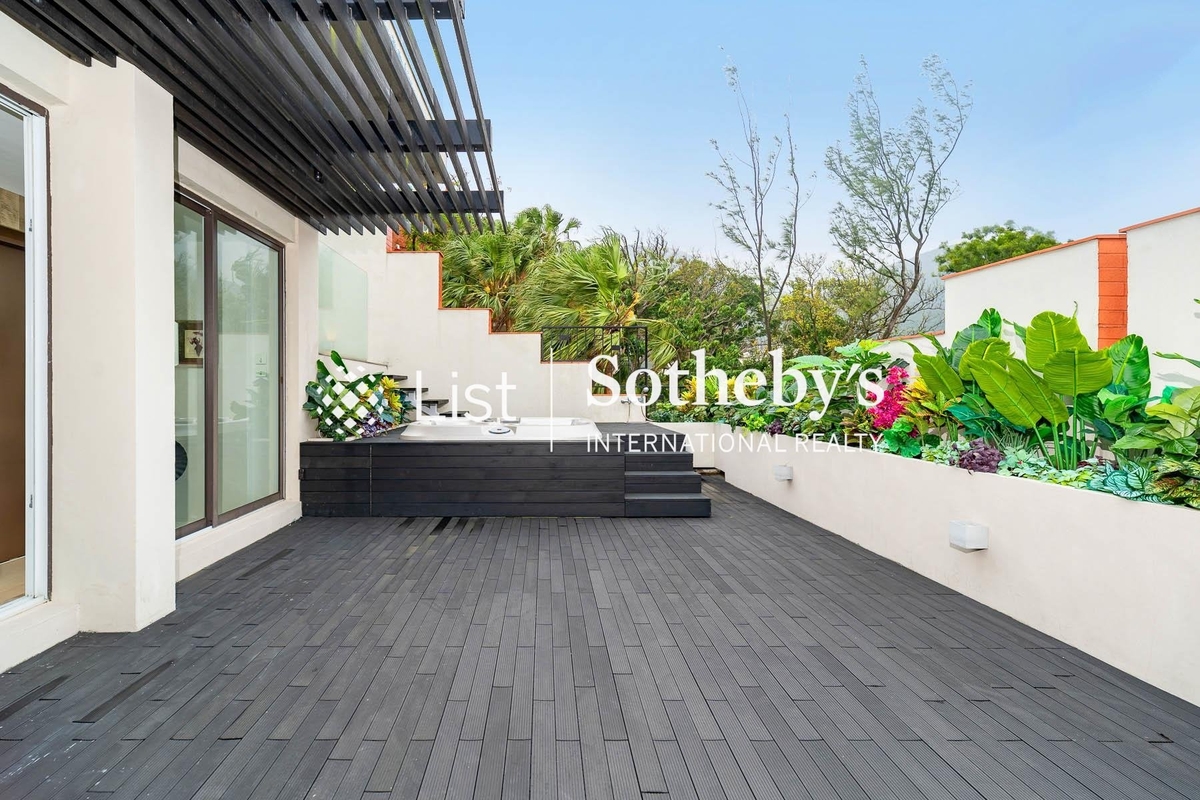 Carmel Hill 海明山 | Private Roof Terrace