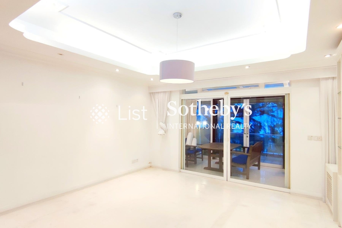 Carmel Hill 海明山 | Living Room and Sun Room