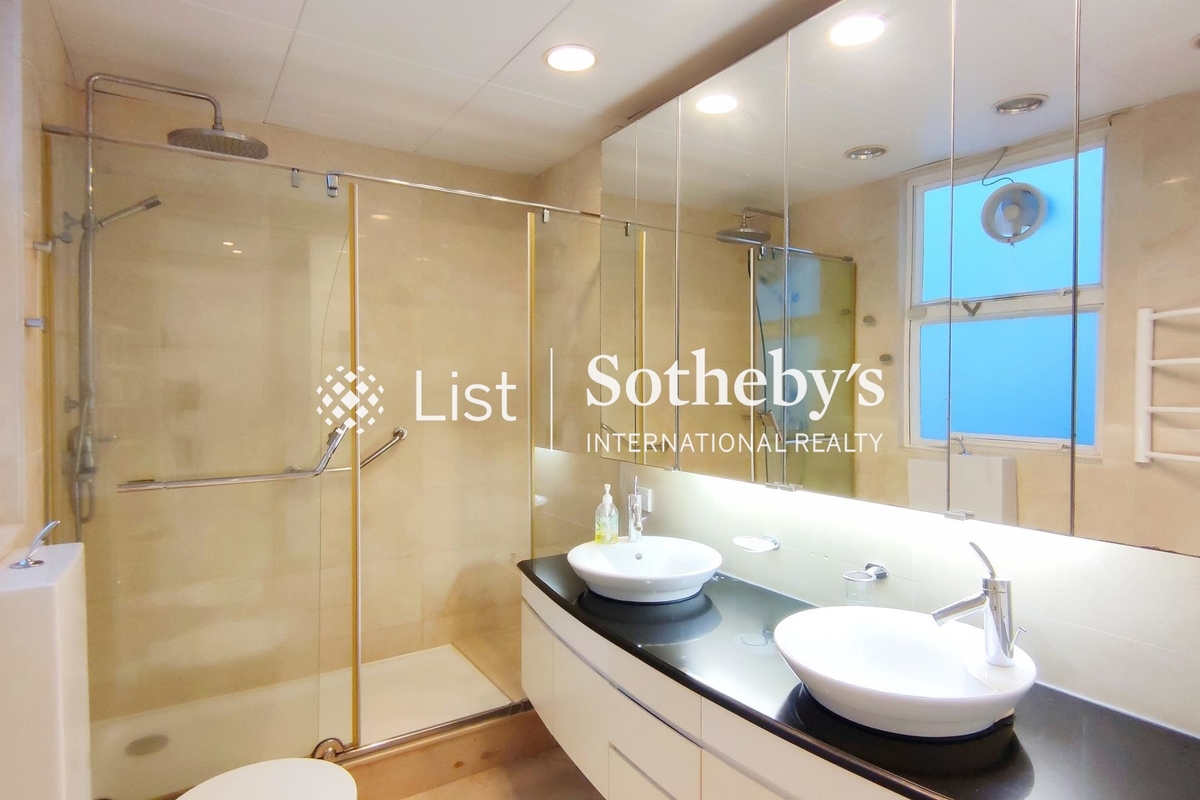 Carmel Hill 海明山 | Master Bathroom