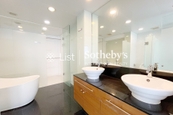 Carmel Hill 海明山 | Master Bathroom