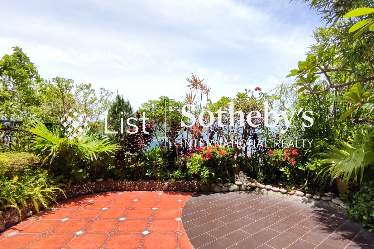 Carmel Hill 海明山 | Private Terrace off Living Room