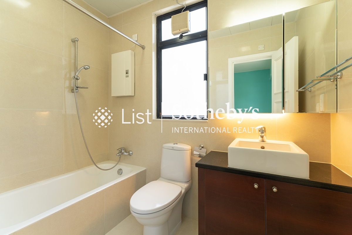 Stanley Crest 赤柱灘道5號 | Fourth En-suite Bathroom