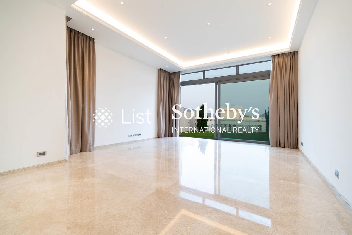 No. 6 Stanley Beach Road 赤柱灘道6號 | Living and Dining Room