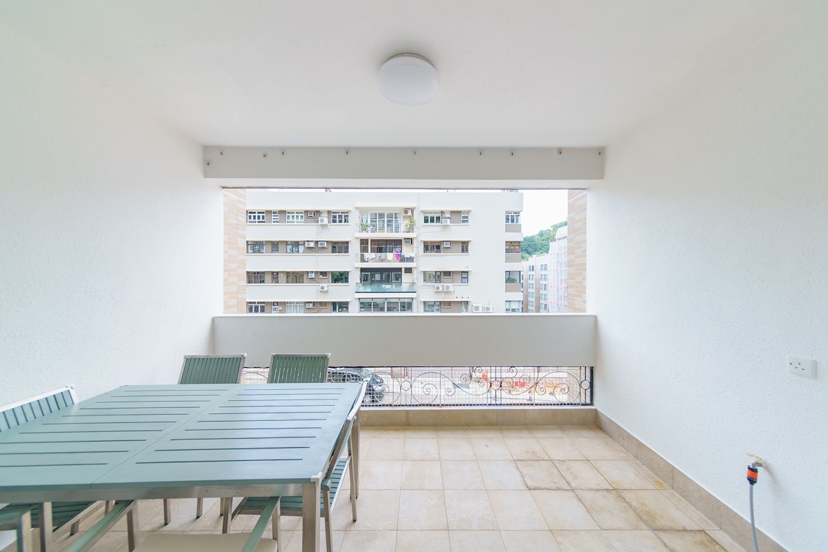 No. 9 Broom Road 蟠龙道9号 | Balcony off Living Room