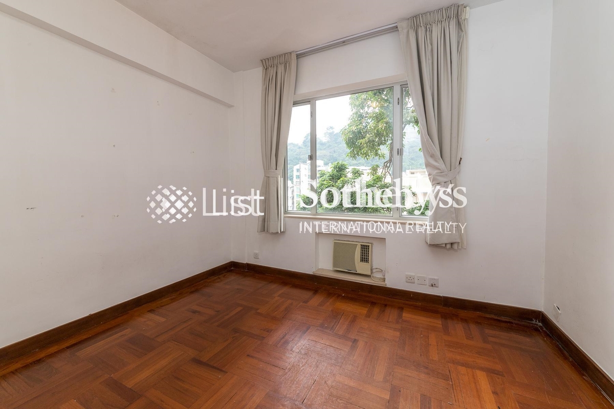 No. 9 Broom Road 蟠龍道9號 | Third Bedroom