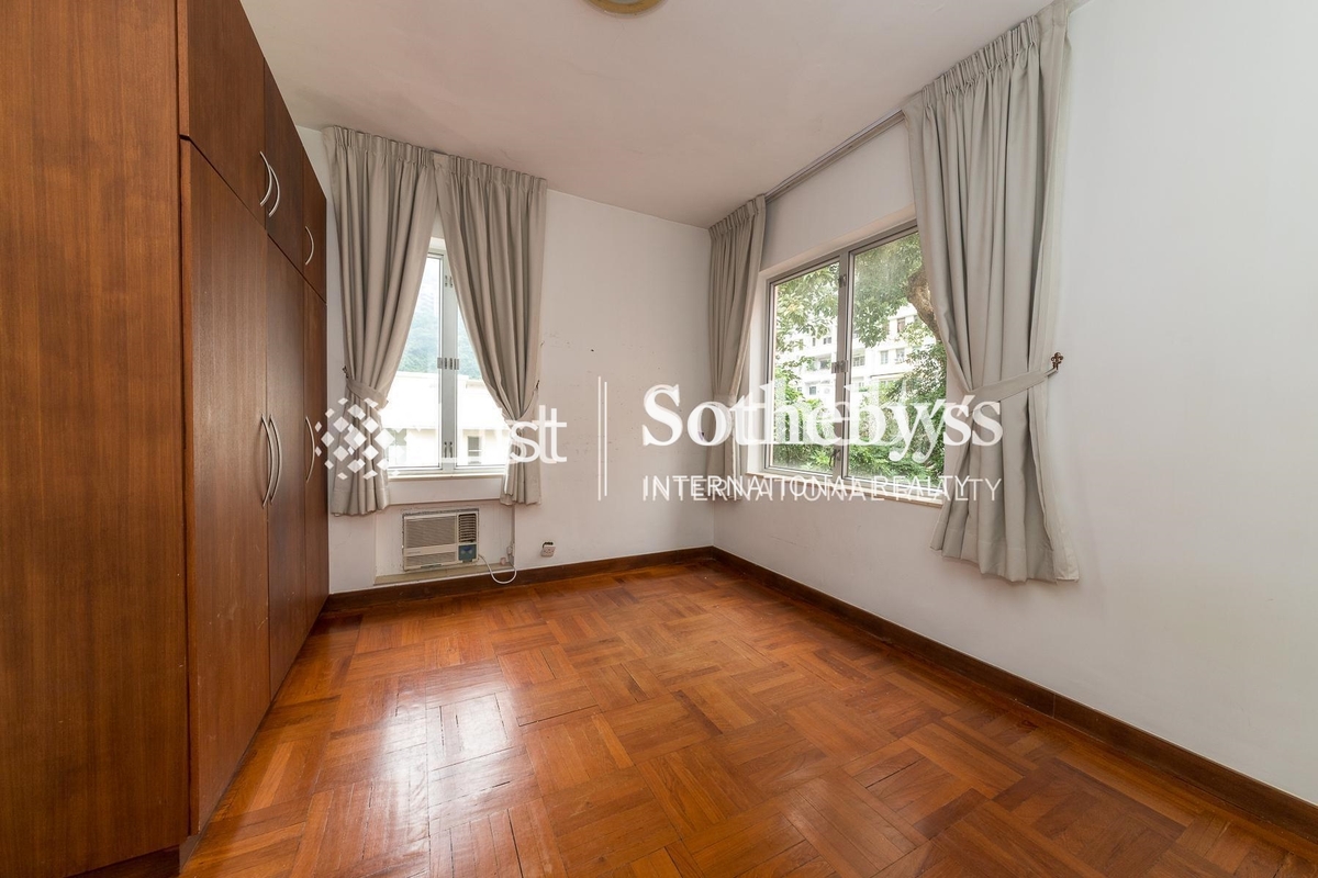 No. 9 Broom Road 蟠龍道9號 | Second Bedroom