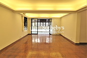 No. 9 Broom Road 蟠龍道9號 | Living and Dining Room