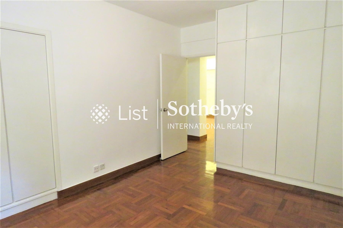 No. 9 Broom Road 蟠龍道9號 | Second Bedroom