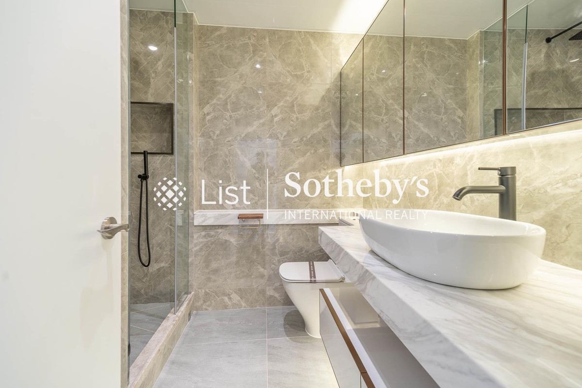 Bamboo Grove 竹林苑 | Master Bathroom