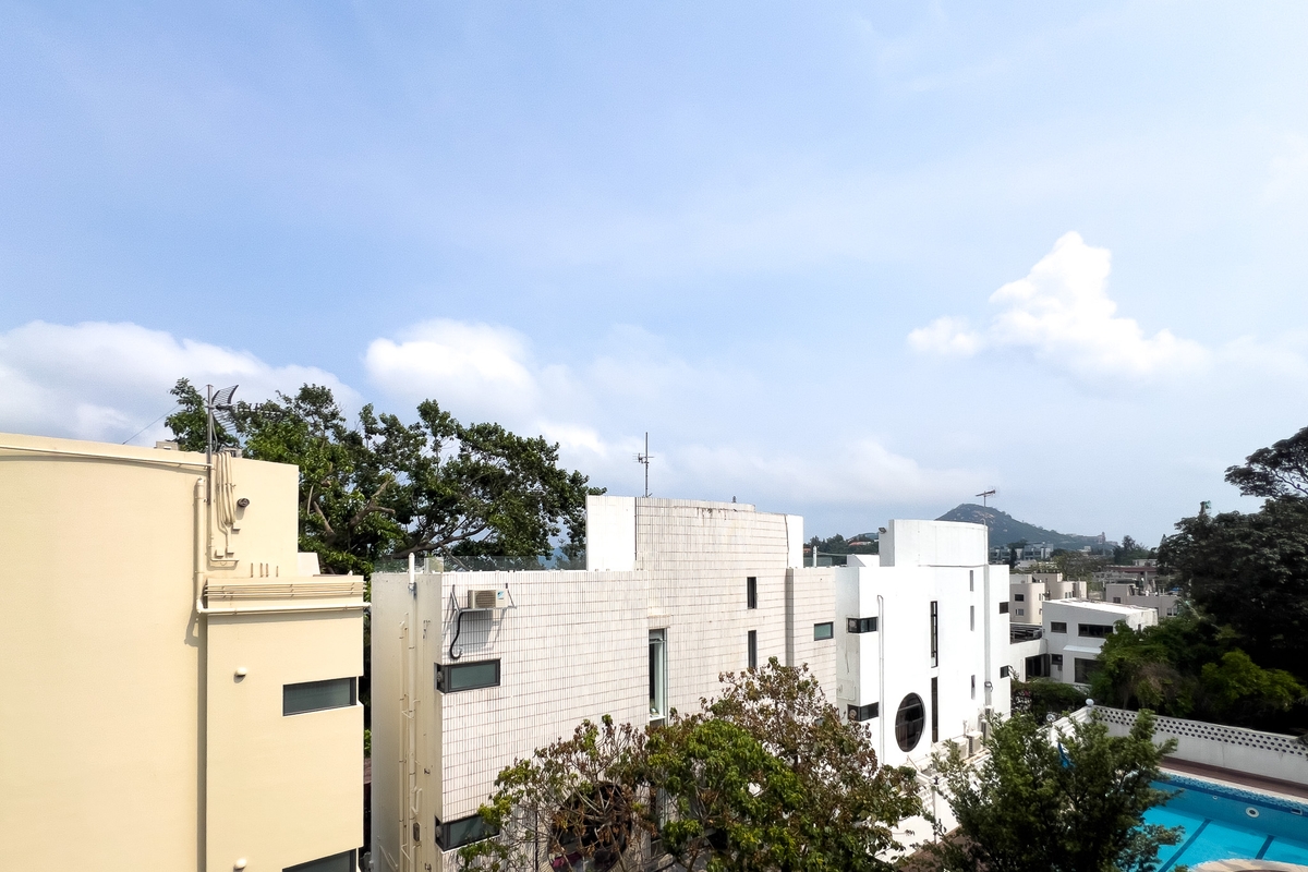 Villa Martini 醇廬 | View from Living and Dining Room