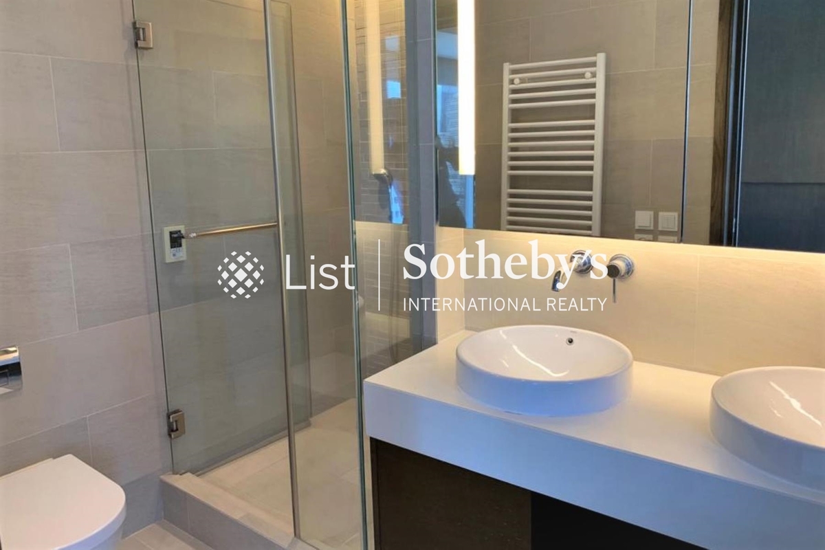 The Royal Court 帝景閣 | Master Bathroom