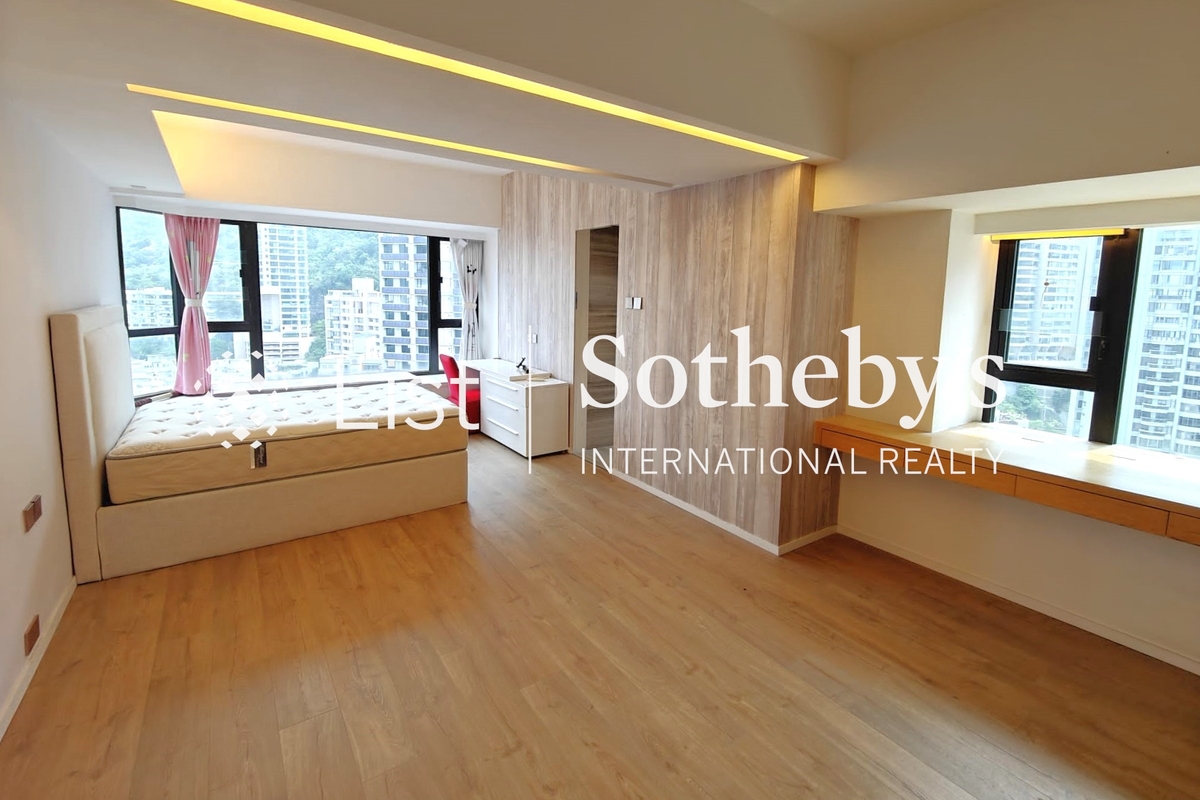 The Royal Court 帝景閣 | Master Bedroom