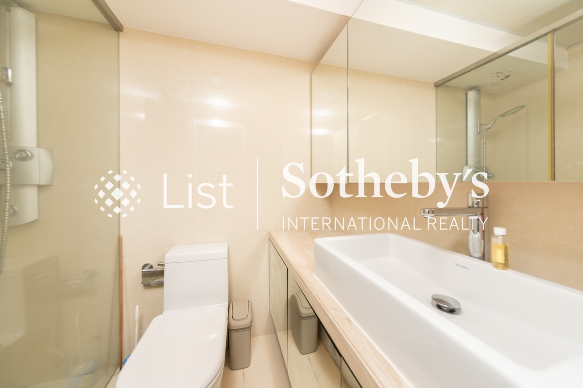 Beach Pointe 海灣閣 | Master Bathroom