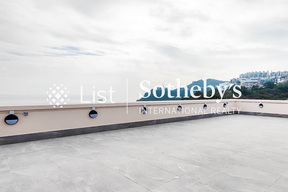 Sea And Sky Court 海天别墅 | Private Roof Terrace