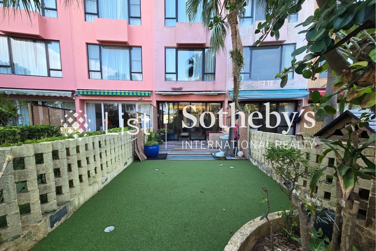 Stanley Court 海灣園 | Private Garden off Living Room