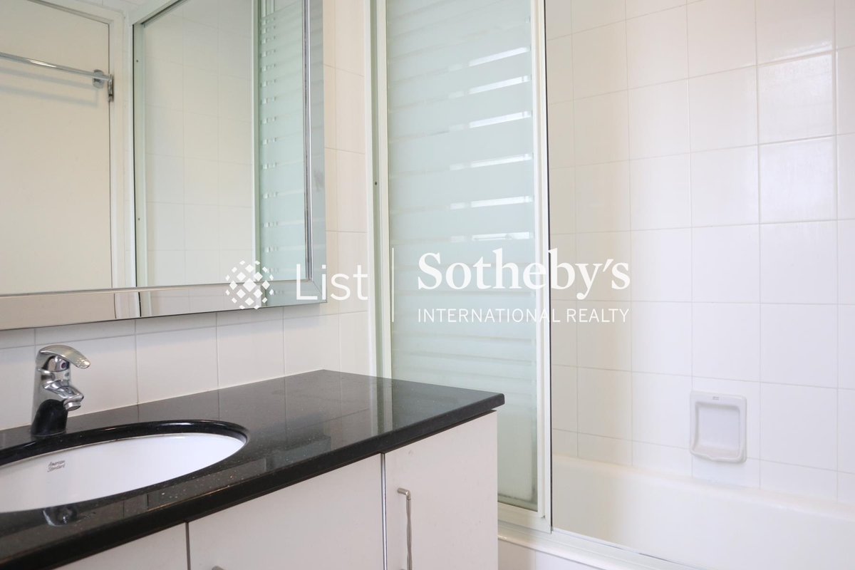 Country Apartments 南郊別墅 | Master Bathroom