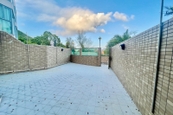 Horizon Crest 皓海居 | Private Terrace off Living Room