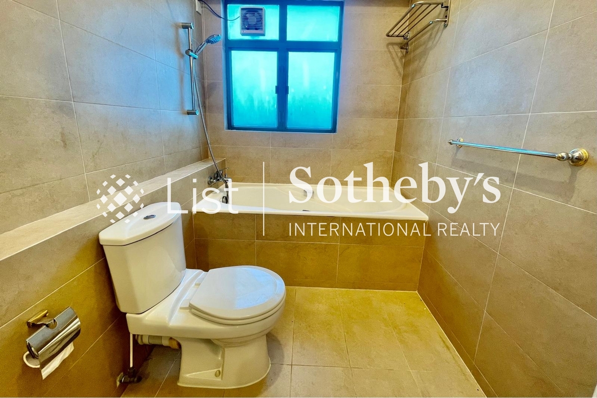 Horizon Crest 皓海居 | Master Bathroom